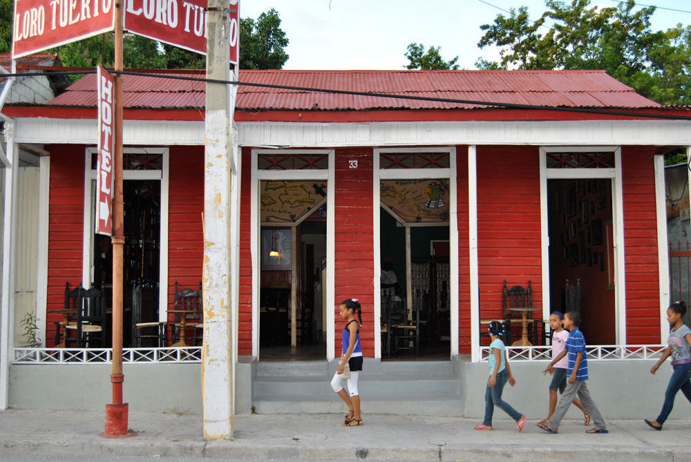 Hotel Loro Tuerto Barahona Dış mekan fotoğraf