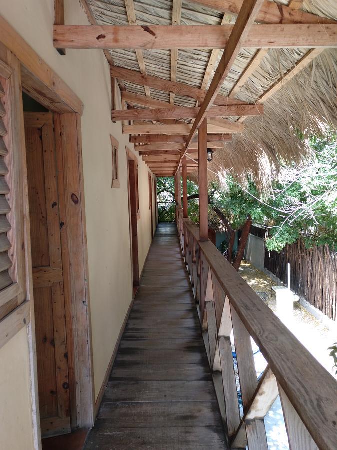 Hotel Loro Tuerto Barahona Dış mekan fotoğraf