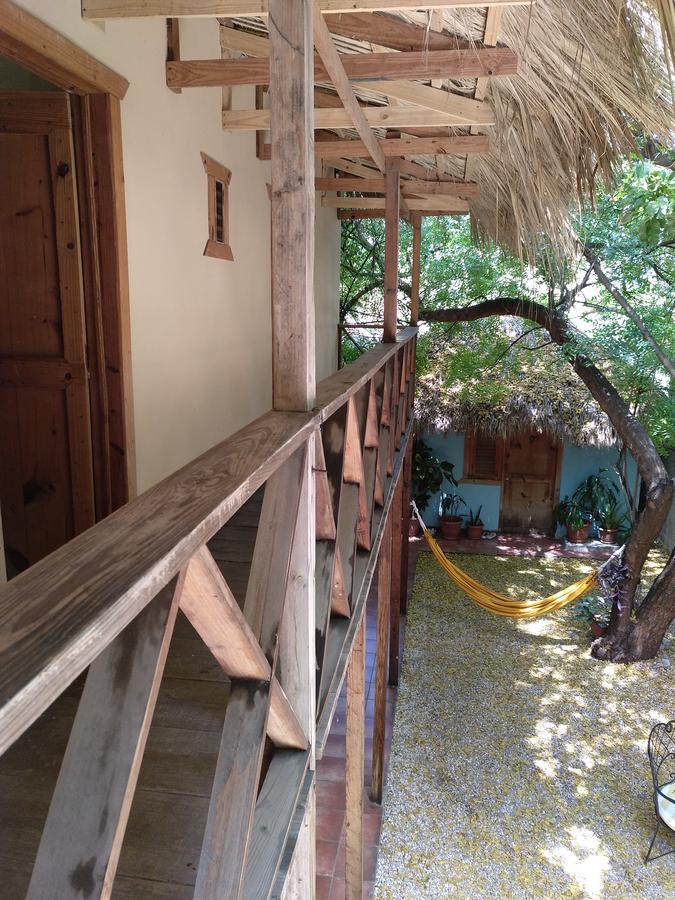 Hotel Loro Tuerto Barahona Dış mekan fotoğraf