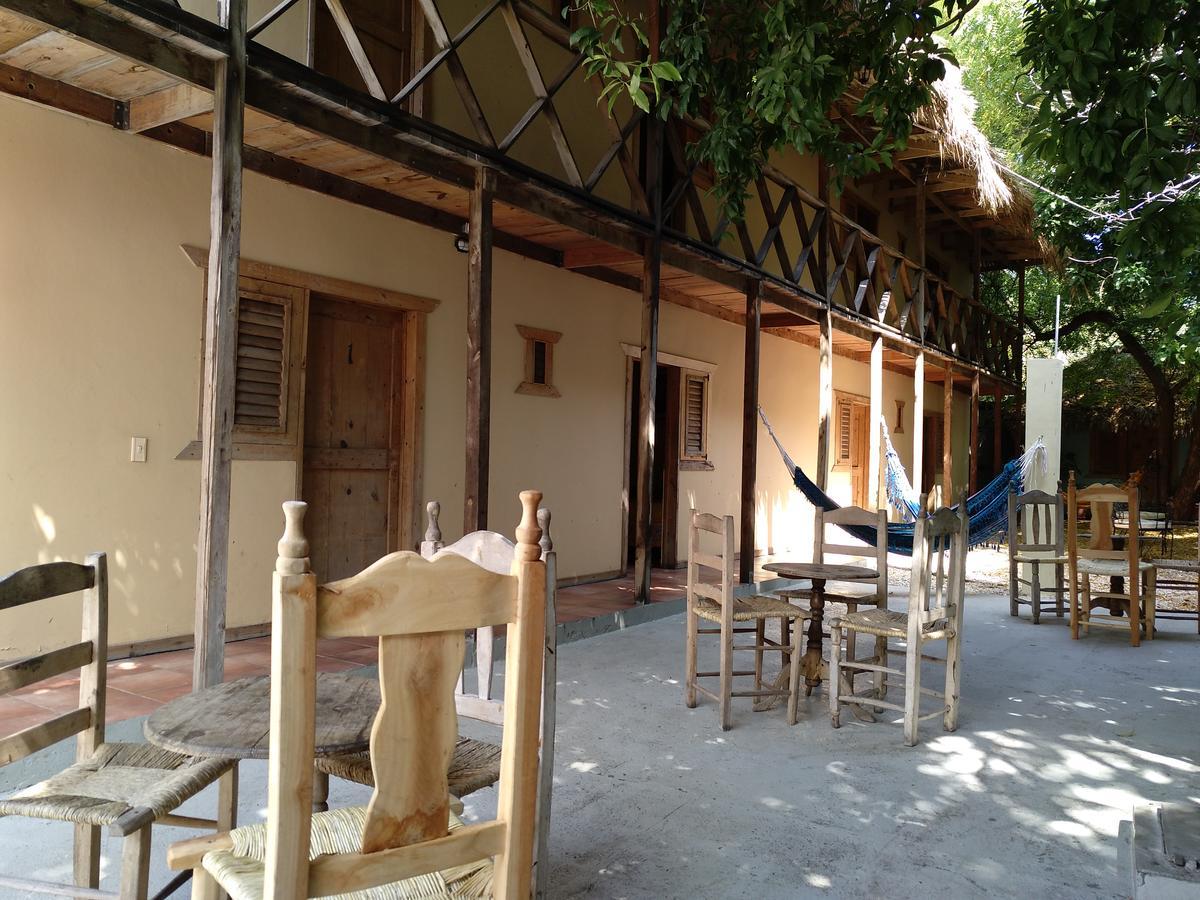 Hotel Loro Tuerto Barahona Dış mekan fotoğraf
